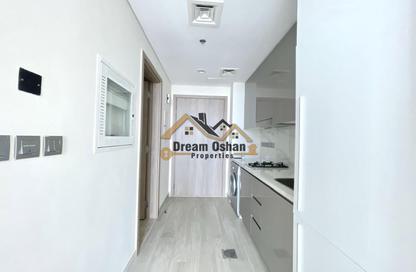 Apartment - Studio - 1 for rent in Farhad Azizi Residence - Dubai Healthcare City 2 - Al Jaddaf - Dubai Apartment - Studio - 1 for rent in Farhad Azizi Residence - Dubai Healthcare City 2 - Al Jaddaf - Dubai