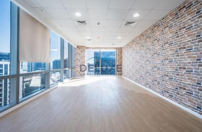 Office Space - Studio for rent in Tamani Art Tower - Business Bay - Dubai