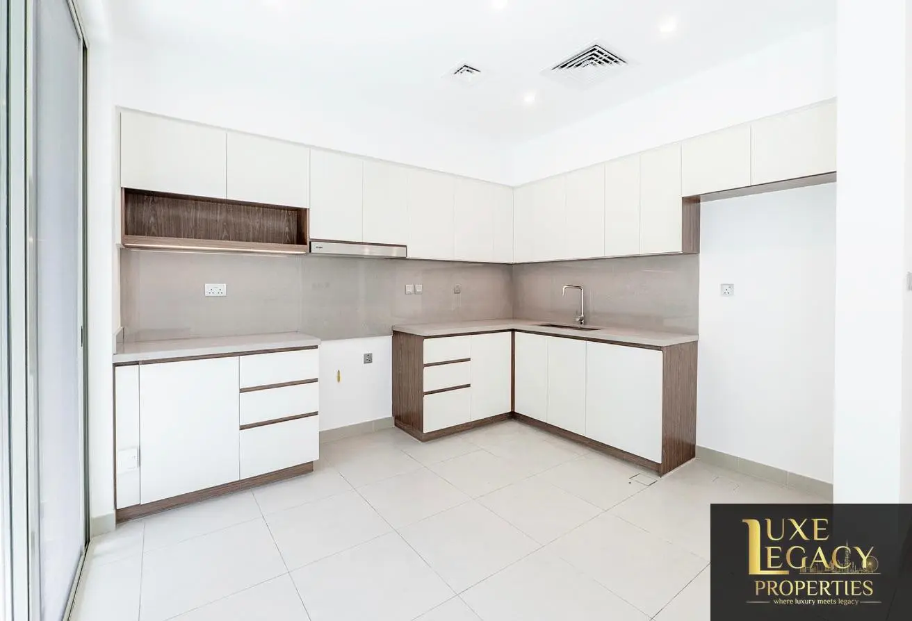 151893087 - Property Main Image