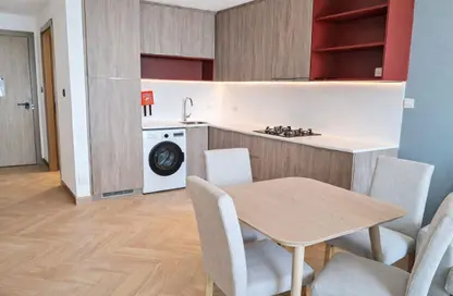 Apartment - 1 Bedroom - 2 Bathrooms for rent in Lavender Garden Suites - Acacia Avenues - Al Sufouh - Dubai