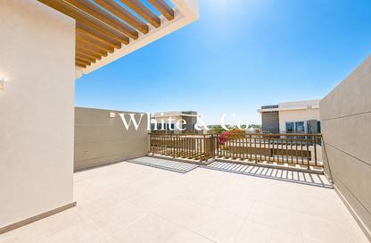 Townhouse - 4 - 4 for sale in Camelia - Damac Hills 2 - Dubai Townhouse - 4 - 4 for sale in Camelia - Damac Hills 2 - Dubai