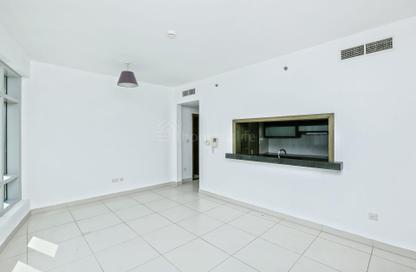 Apartment - 1 Bedroom - 2 Bathrooms for rent in The Lofts West - The Lofts - Downtown Dubai - Dubai