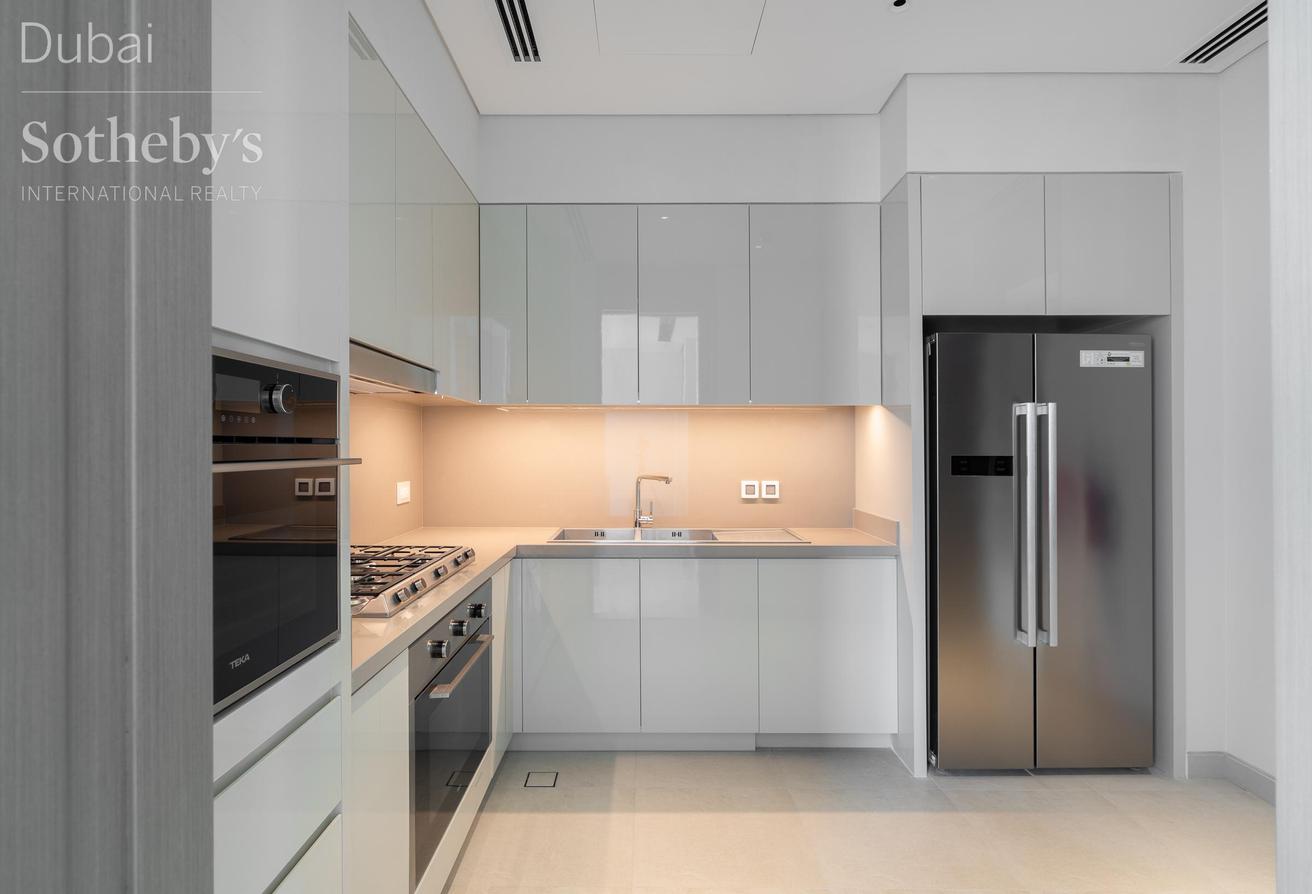 Turnkey Apartment Next to Burj Khalifa in Downtown photo 16