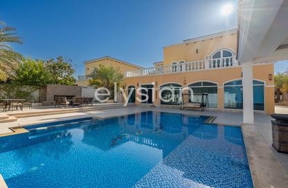 Villa - 5 Bedrooms - 6 Bathrooms for sale in District 1 - Royal Park - Jumeirah Park - Dubai