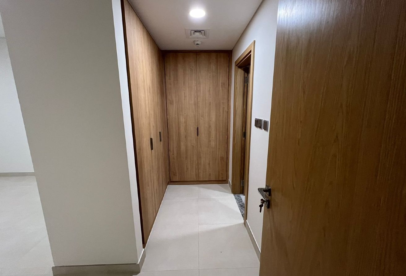 Amazing 1BR | Pool View  | Prime Location