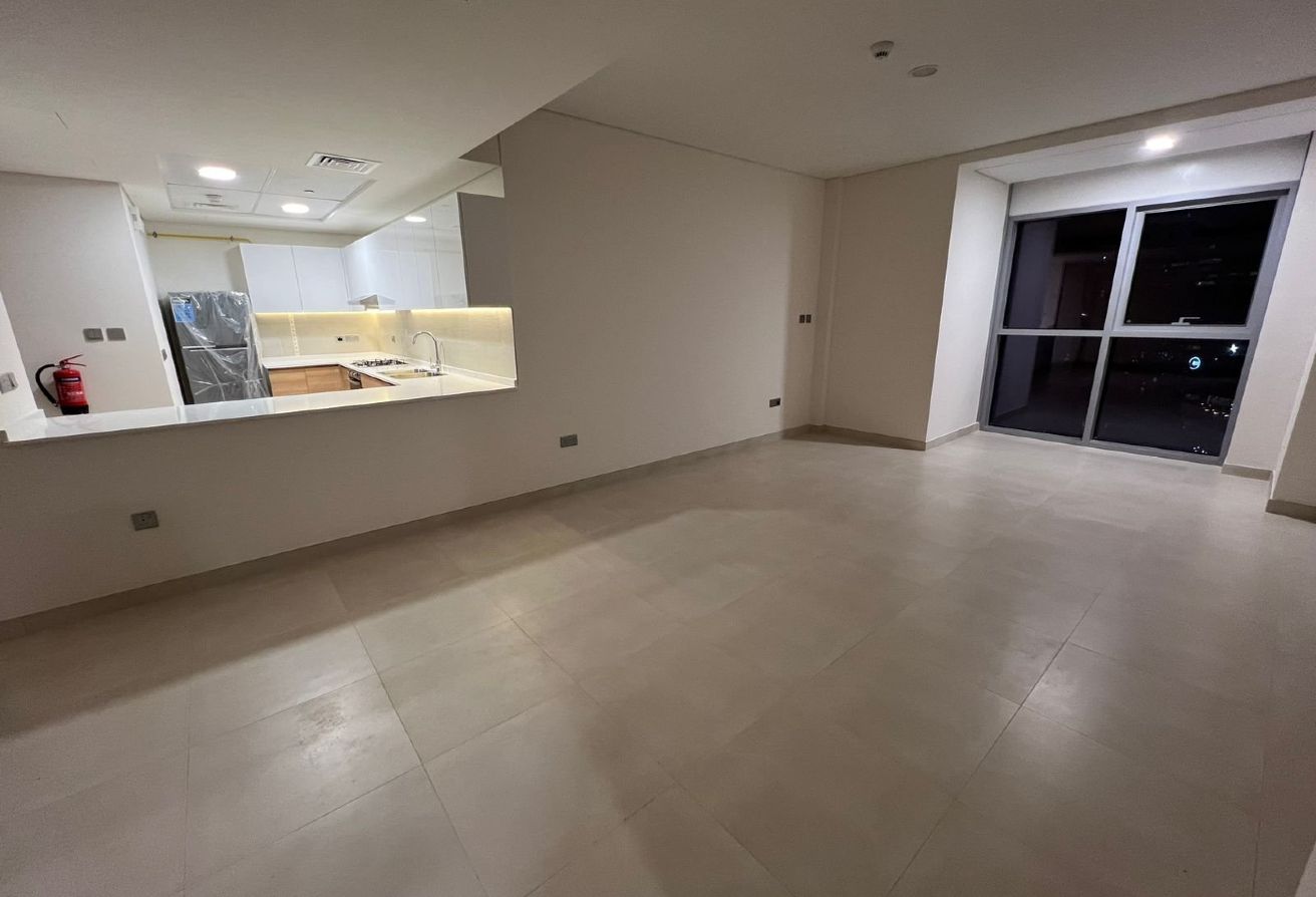 Amazing 1BR | Pool View  | Prime Location