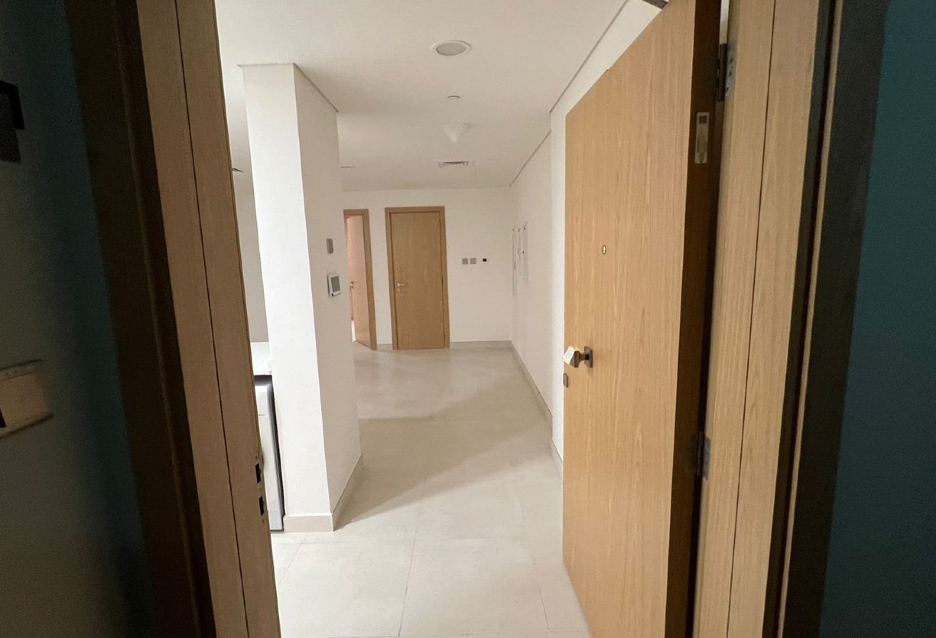 Amazing 1BR | Pool View  | Prime Location