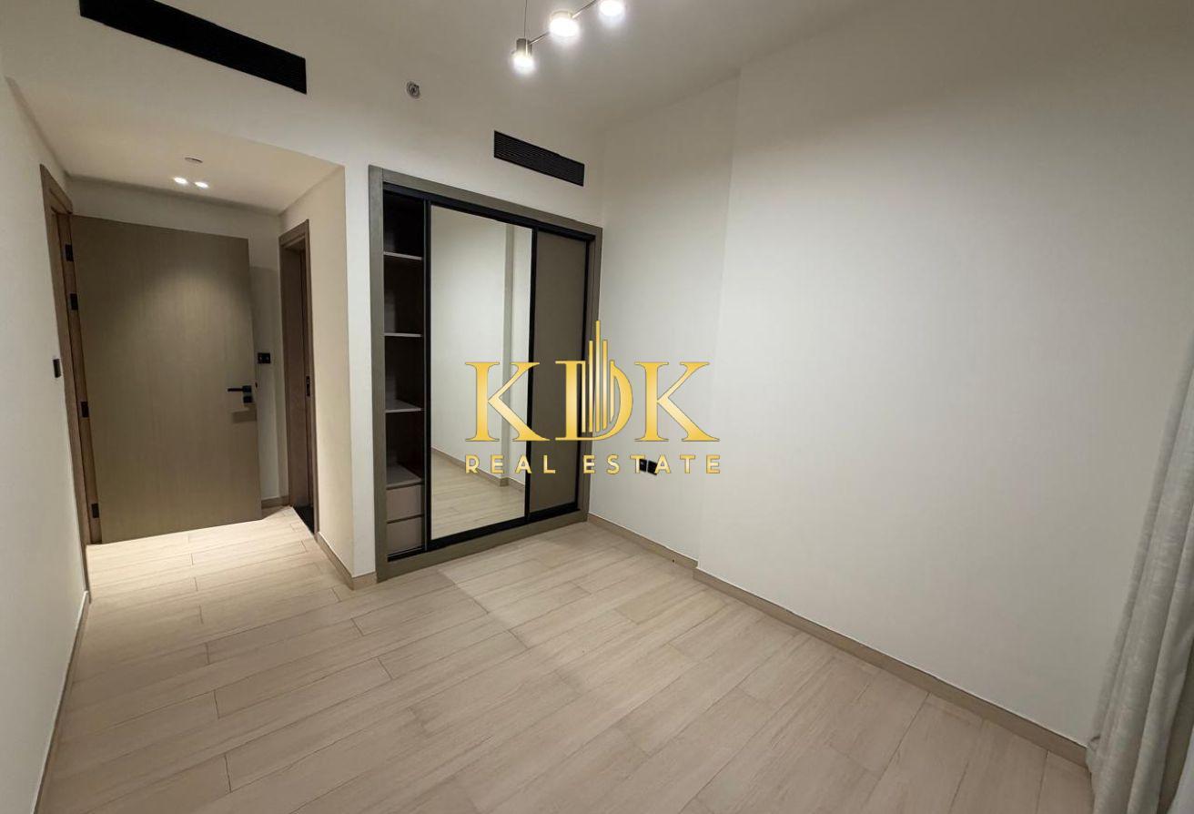 1BR Apartment | Binghatti Emerald | Balcony .City photo 12