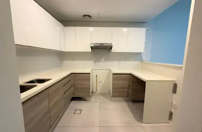 Apartment - 1 Bedroom - 2 Bathrooms for rent in SOL Bay - Business Bay - Dubai