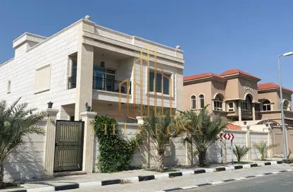 Villa - 5 Bedrooms - 7 Bathrooms for sale in Hoshi 1 - Hoshi - Al Badie - Sharjah