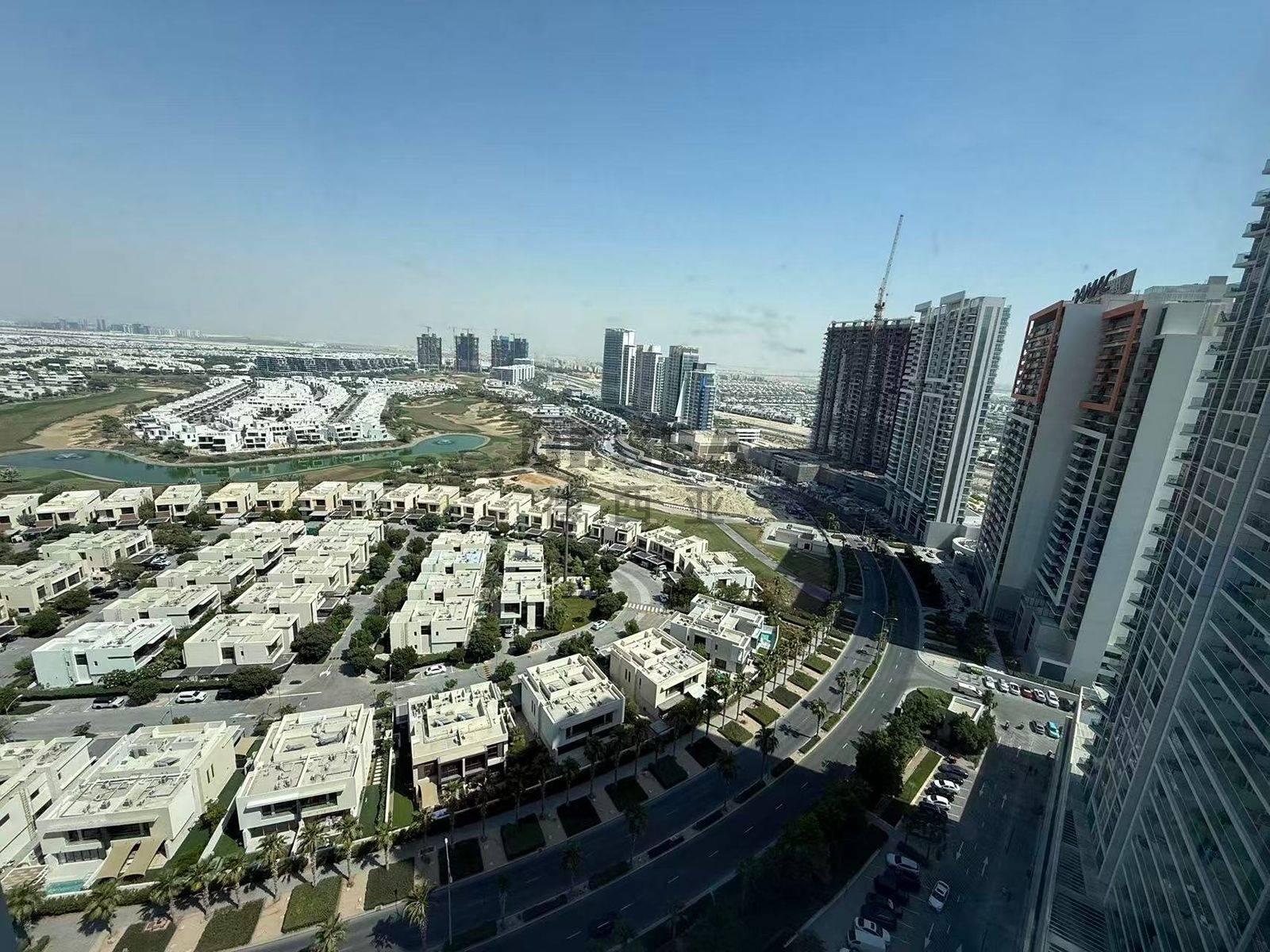 High Floor | Corner Unit | Golf View
