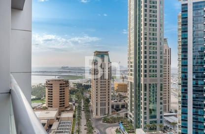 Apartment - 1 Bedroom - 2 Bathrooms for sale in Skyview Tower - Dubai Marina - Dubai