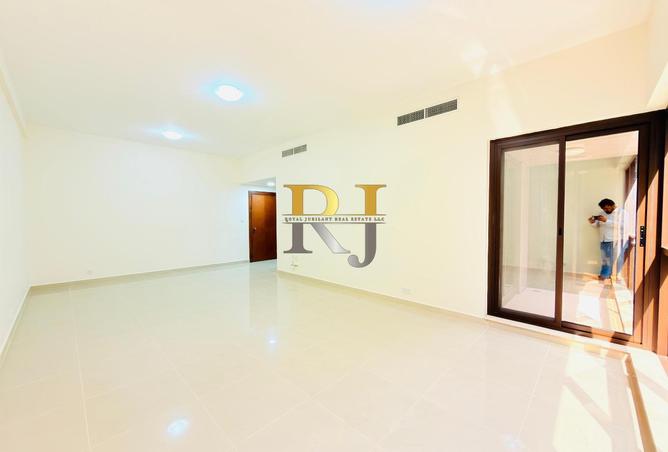 102831778 - صورة العقار 3