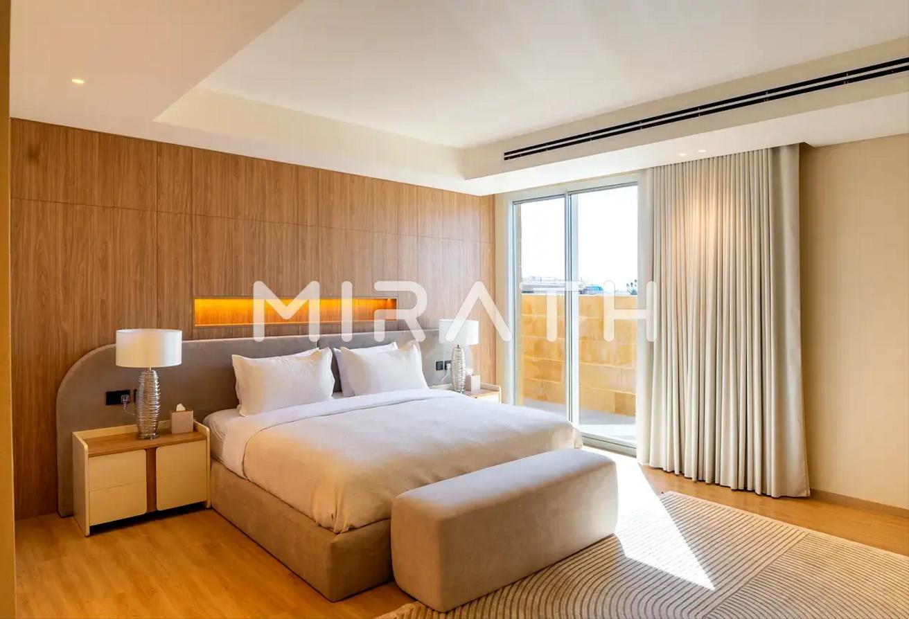 Beachfront Luxury| 3BR Penthouse +Maid| Jumeirah 2 photo 14