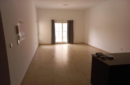 Apartment - 1 - 2 for sale in Al Thamam 11 - Al Thamam - Remraam - Dubai Apartment - 1 - 2 for sale in Al Thamam 11 - Al Thamam - Remraam - Dubai
