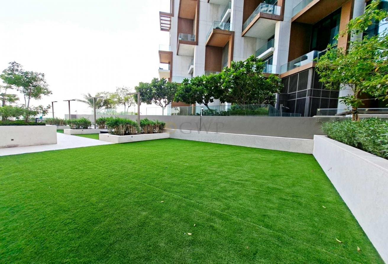 Perfect Lifestyle Living | Infinity Pool | Balcony photo 27