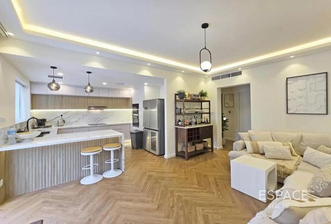 67823317 - Property Main Image