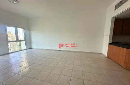 شقة - غرفة نوم - 2 حمامات للبيع في بناية 148-202 - طراز مغولي - ديسكفري جاردنز - دبي