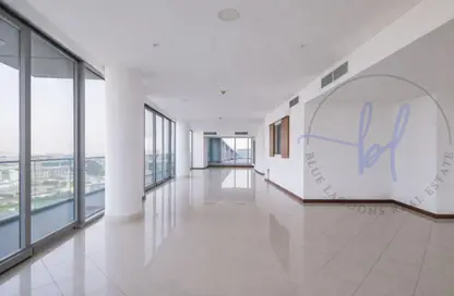 Apartment - 4 Bedrooms - 5 Bathrooms for rent in Intercontinental Residence Suites - Marsa Plaza - Dubai Festival City - Dubai