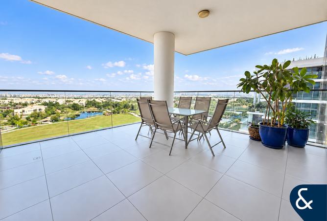 Corner Unit | Park View | Rare Layout | VOT