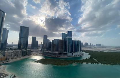 Apartment - 3 - 4 for rent in Beach Towers - Shams Abu Dhabi - Al Reem Island - Abu Dhabi