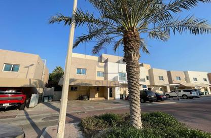 Villa - 2 - 3 for rent in Contemporary Style - Al Reef Villas - Al Reef - Abu Dhabi Villa - 2 - 3 for rent in Contemporary Style - Al Reef Villas - Al Reef - Abu Dhabi