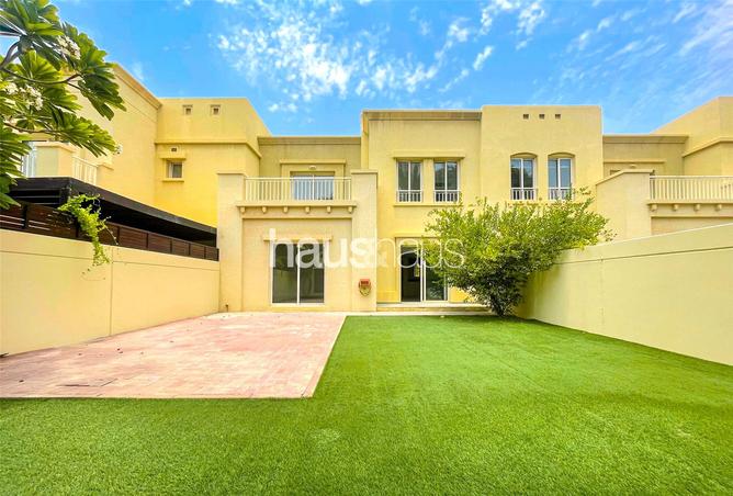 120163902 - Property Main Image