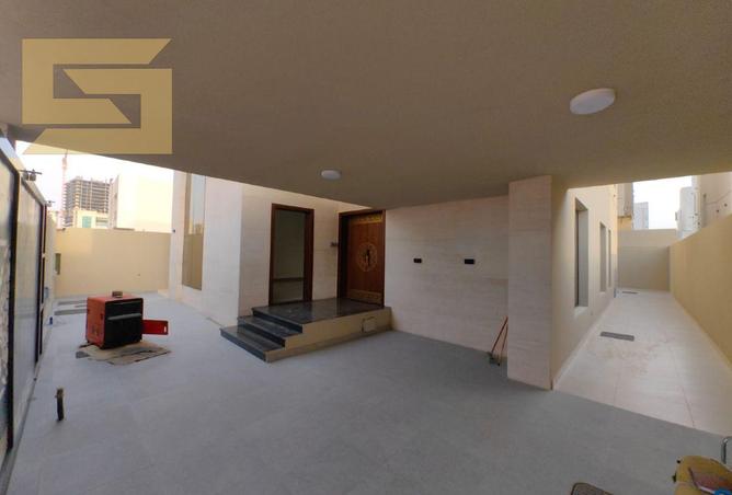 126100350 - Property Image 3