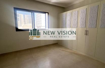 Apartment - 2 Bedrooms - 2 Bathrooms for rent in Al Khan Lagoon Tower - Al Khan Lagoon - Al Khan - Sharjah