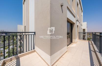 Apartment - 4 - 4 for sale in Hayat Boulevard 1A - Hayat Boulevard 1 - Hayat Boulevard - Town Square - Dubai