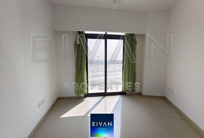 88762387 - Property Image 3