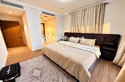 Villa - 5 - 6 for sale in Sur La Mer 1 - Sur La Mer - Jumeirah 1 - Jumeirah - Dubai Villa - 5 - 6 for sale in Sur La Mer 1 - Sur La Mer - Jumeirah 1 - Jumeirah - Dubai