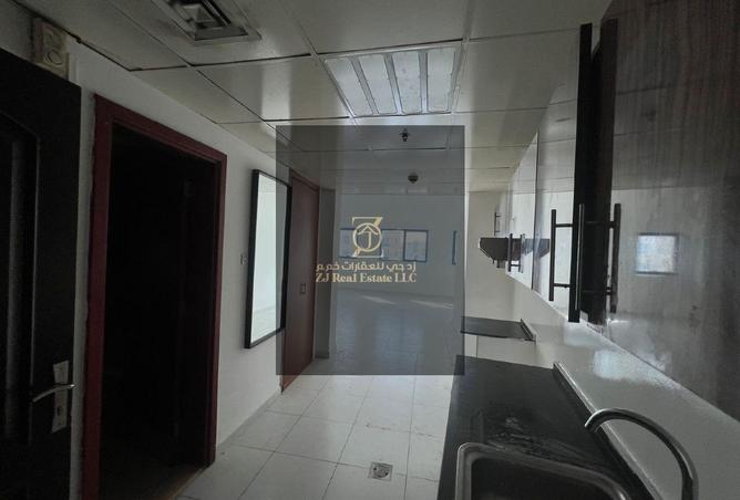 73854408 - Property Image 2