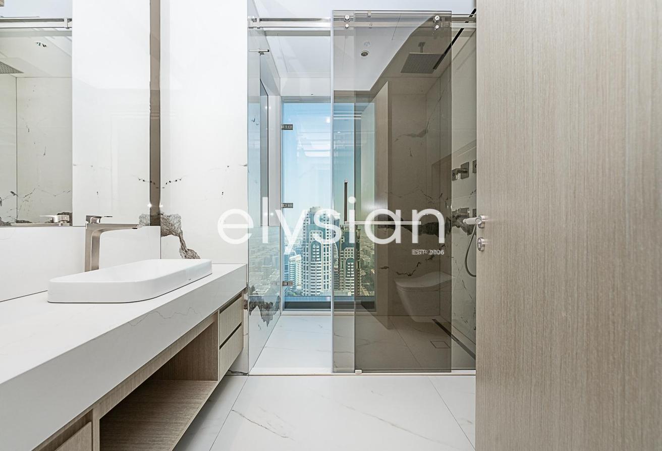 Luxury Living | S TOWER | Prime Location photo 13