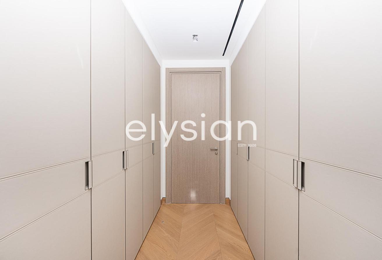 Luxury Living | S TOWER | Prime Location photo 11