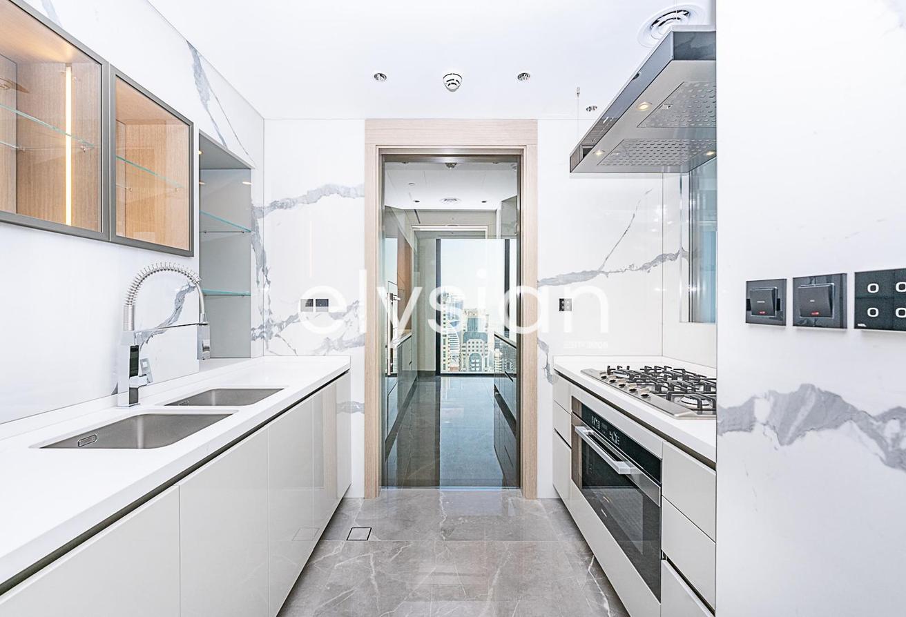 Luxury Living | S TOWER | Prime Location photo 7