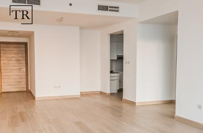 Apartment - 1 - 1 for rent in Bloom Towers B - Bloom Towers - District 10 - Jumeirah Village Circle - Dubai