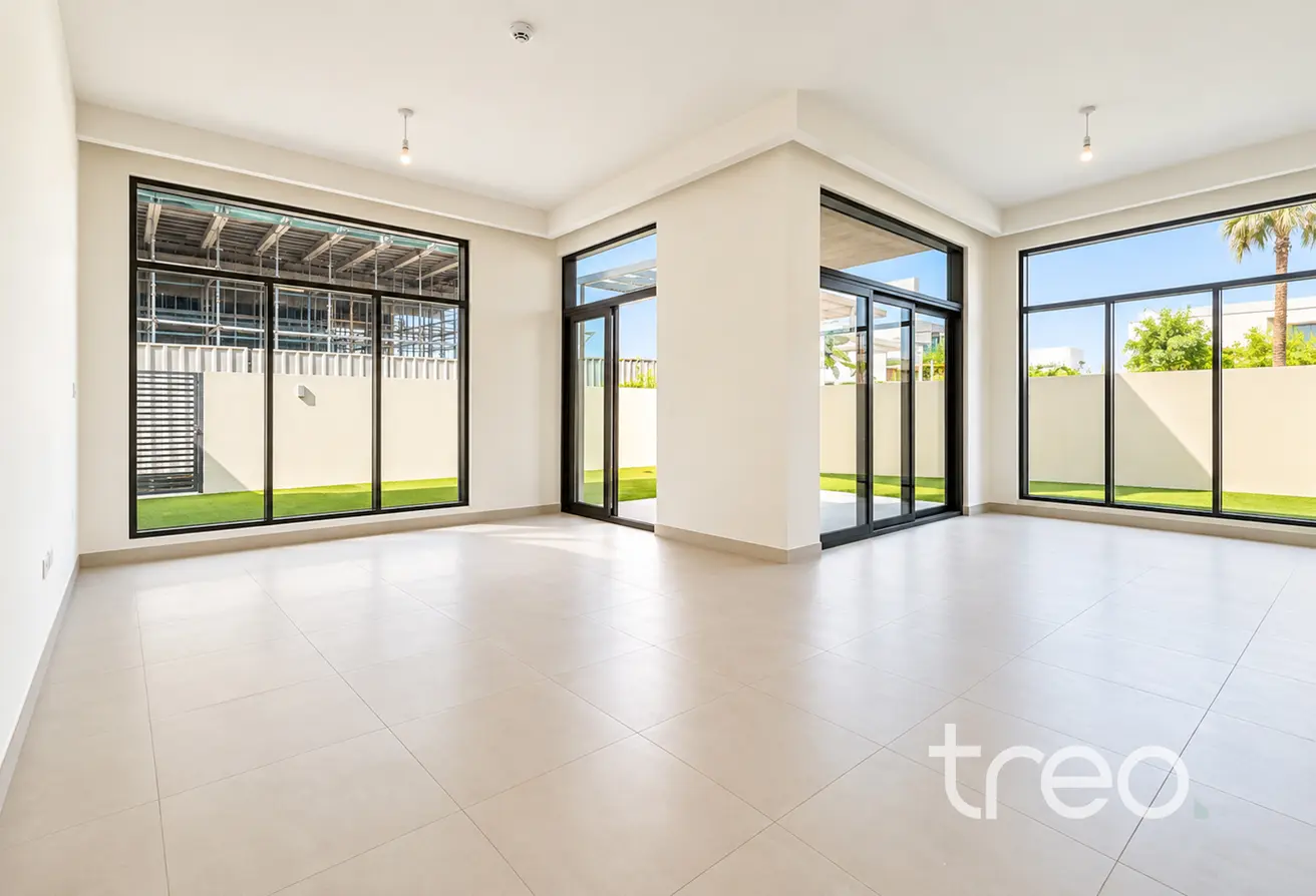 155513083 - Property Main Image