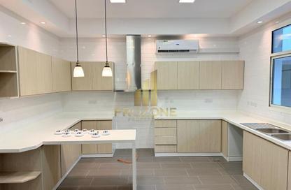 Villa - 5 - 6 for rent in Umm Suqeim 1 Villas - Umm Suqeim 1 - Umm Suqeim - Dubai