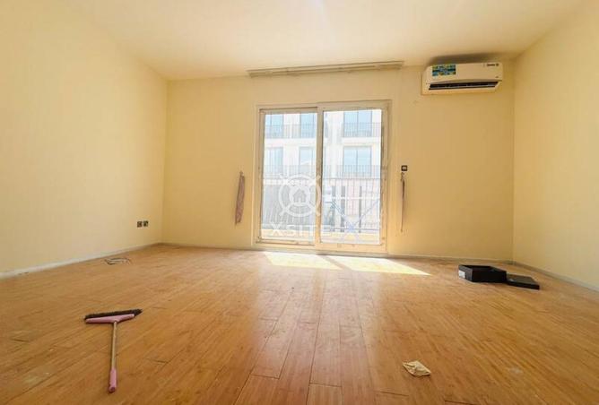 Cheapest Villa |With Gym & Pool| Multiple Options photo 2