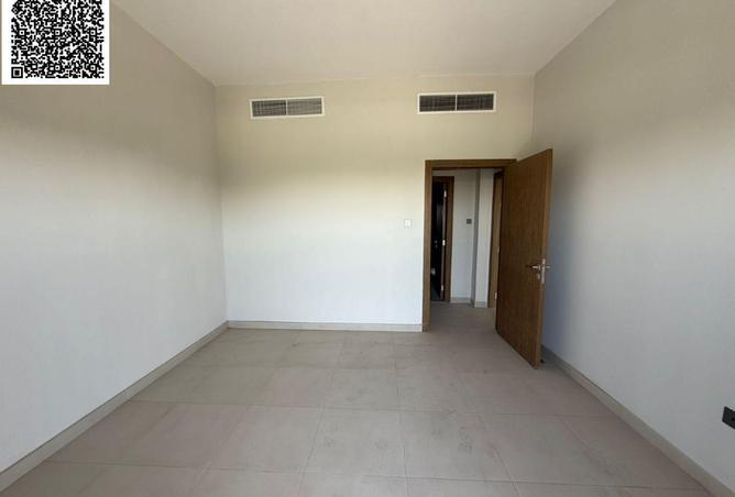 102413401 - Property Image 3