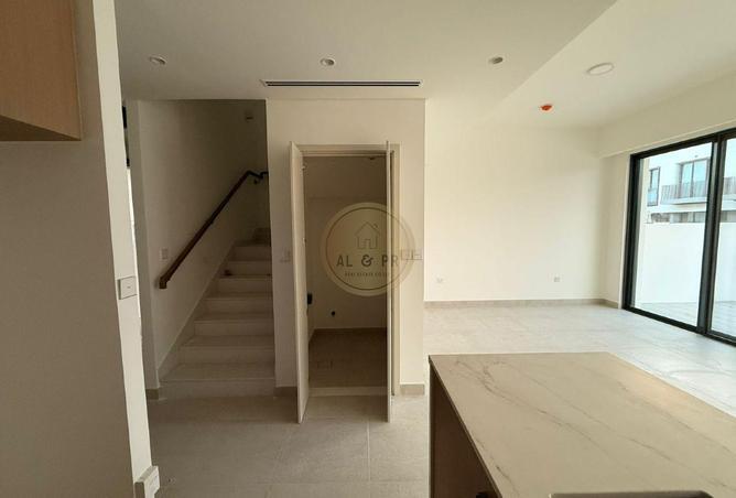111410368 - Property Image 3