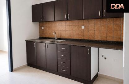 Apartment - 1 Bedroom - 2 Bathrooms for rent in Dana Tower - District 12 - Jumeirah Village Circle - Dubai