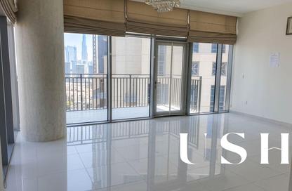 Apartment - 1 Bedroom - 2 Bathrooms for rent in Boulevard Crescent Tower 2 - BLVD Crescent - Downtown Dubai - Dubai