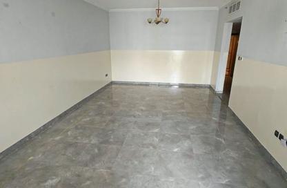 Apartment - 1 - 2 for rent in Al Majaz 2 - Al Majaz - Sharjah Apartment - 1 - 2 for rent in Al Majaz 2 - Al Majaz - Sharjah
