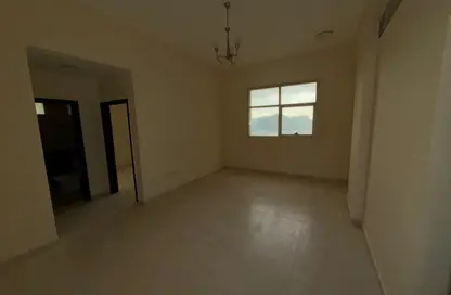 Apartment - 2 Bedrooms - 2 Bathrooms for rent in Al Jurf 2 - Al Jurf - Ajman Downtown - Ajman