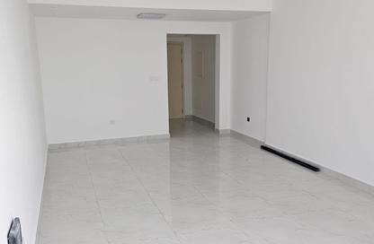 Apartment - 2 - 3 for sale in Beach Tower 1 - Al Khan Lagoon - Al Khan - Sharjah