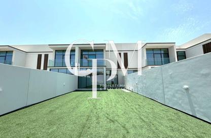 Townhouse - 2 Bedrooms - 3 Bathrooms for rent in Souk Al Jubail - Al Jubail Island - Abu Dhabi