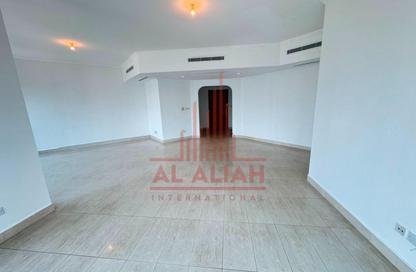 Apartment - 3 Bedrooms - 4 Bathrooms for rent in Hamdan Street - Abu Dhabi Apartment - 3 Bedrooms - 4 Bathrooms for rent in Hamdan Street - Abu Dhabi