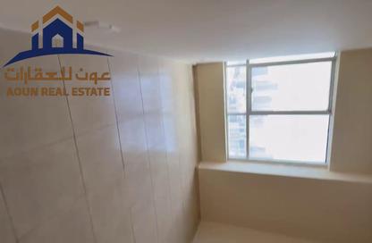 Apartment - 2 Bedrooms - 2 Bathrooms for sale in Beach Tower 1 - Al Khan Lagoon - Al Khan - Sharjah